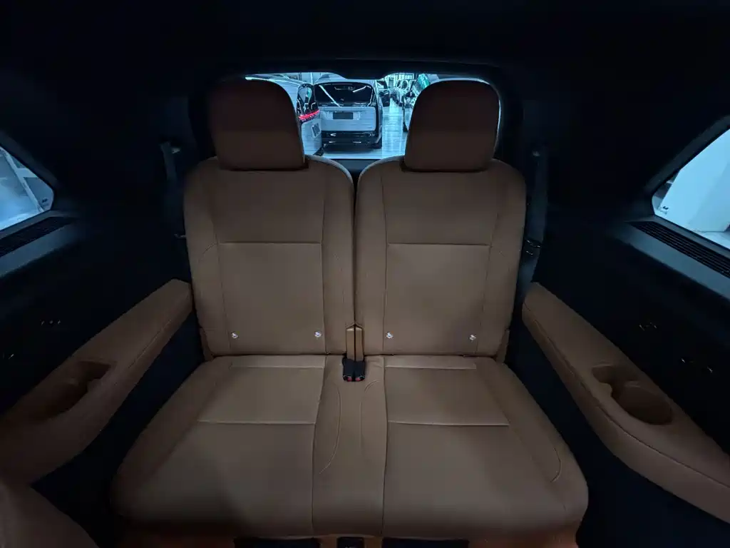 Li Auto Li L9 — миниатюра 16