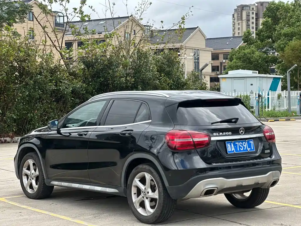 Mercedes-Benz GLA — миниатюра 20