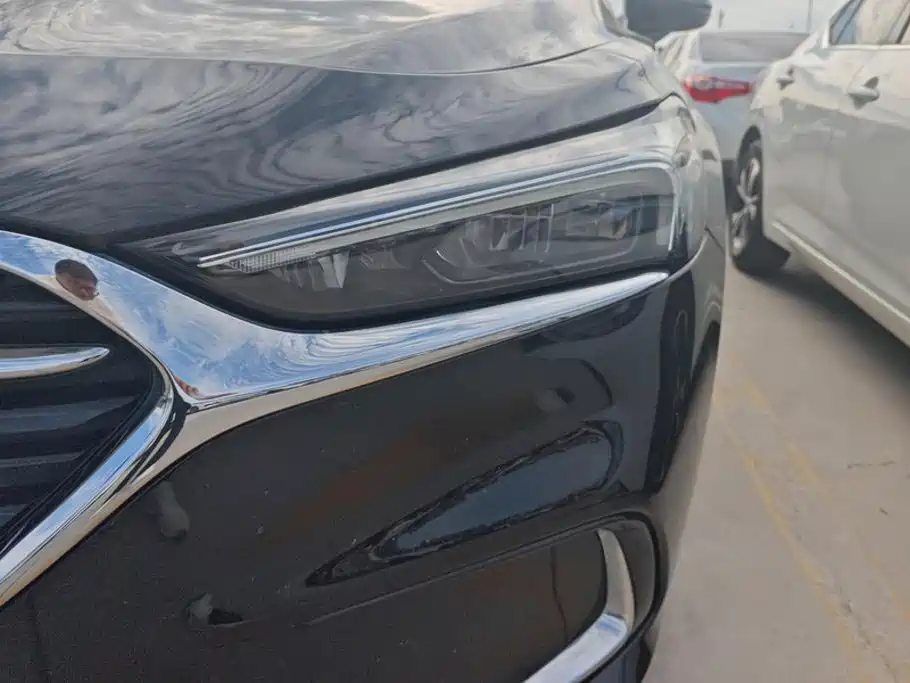 Buick LaCrosse — миниатюра 5