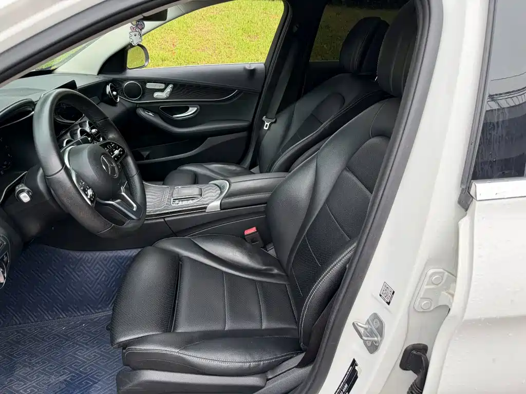 Mercedes-Benz C-Class — миниатюра 8