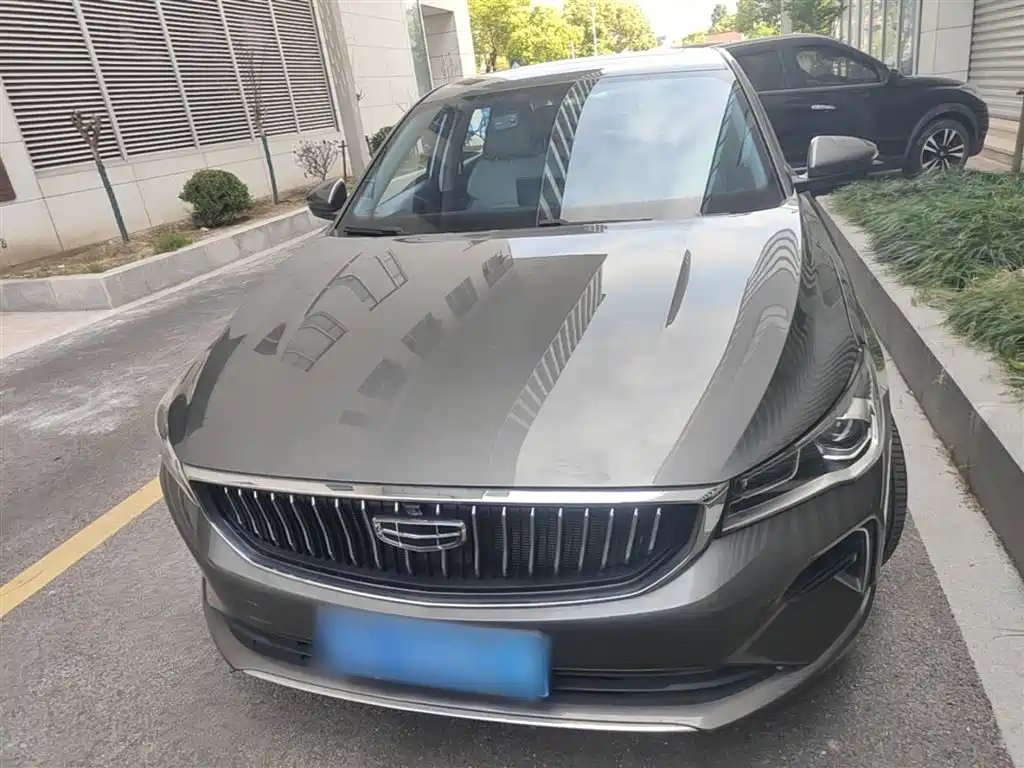 Geely Emgrand 2023 4 Champion 1.5L CVT Flagship