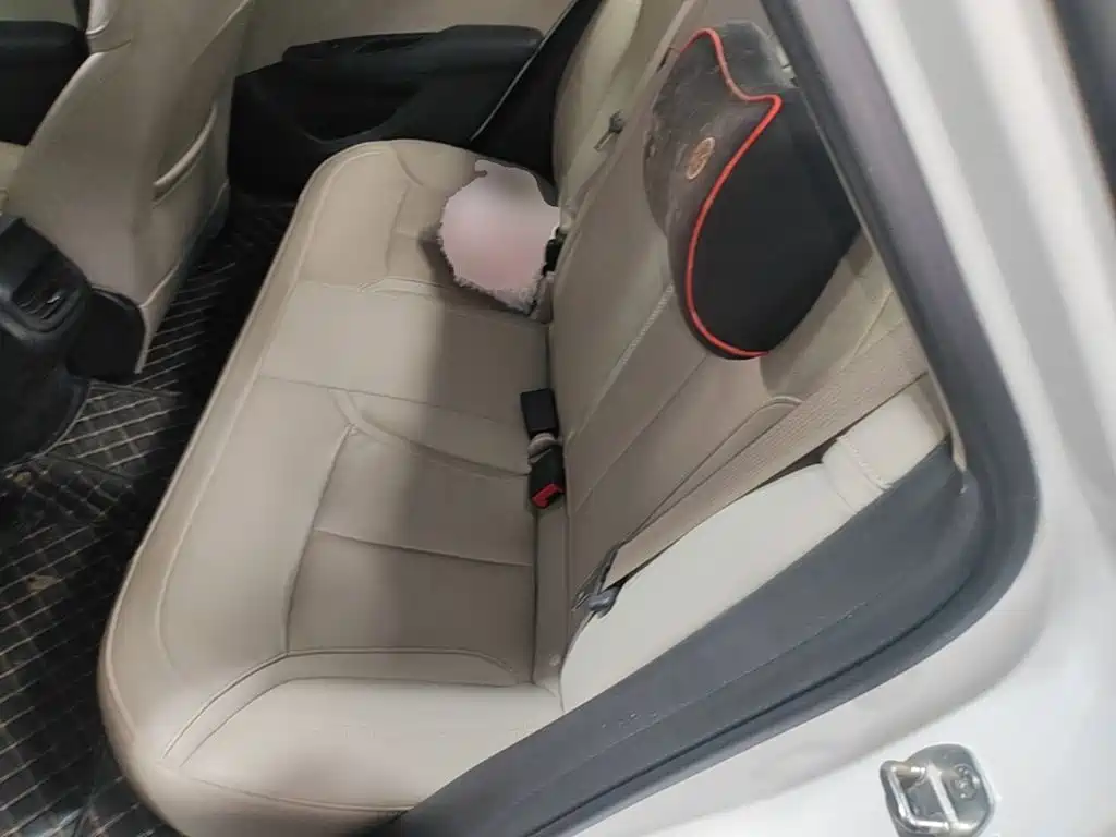 Buick Excelle — миниатюра 17