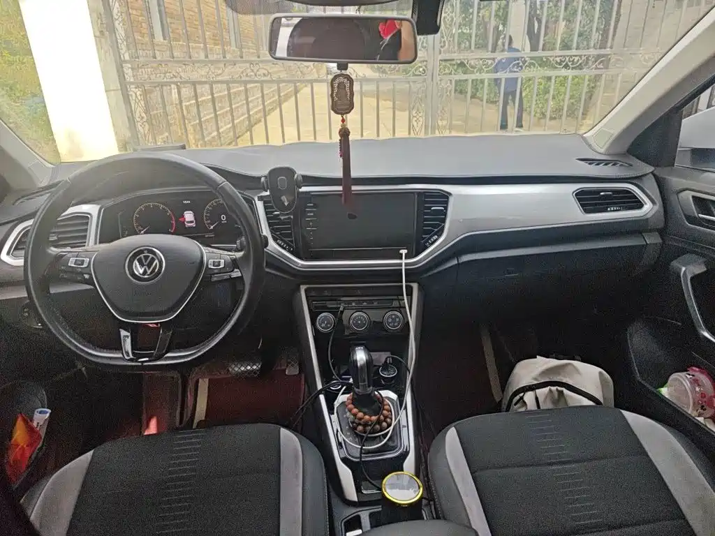 Volkswagen T-Roc — миниатюра 5