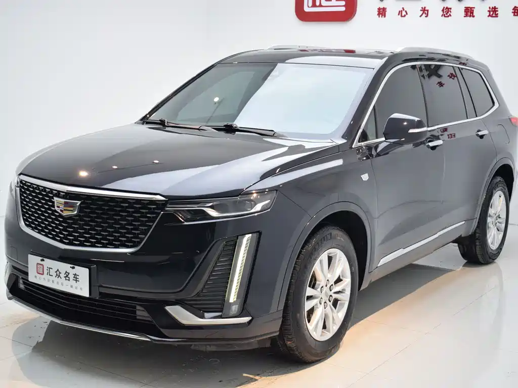 CADILLAC XT6
