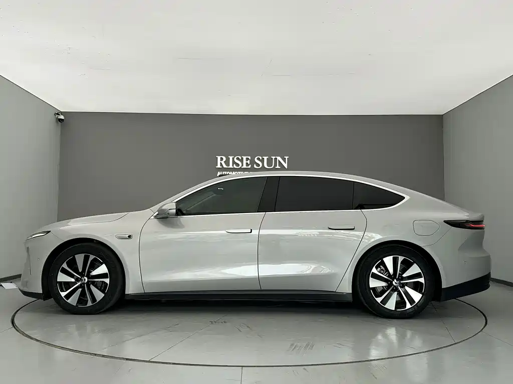 NIO ET7 — миниатюра 3