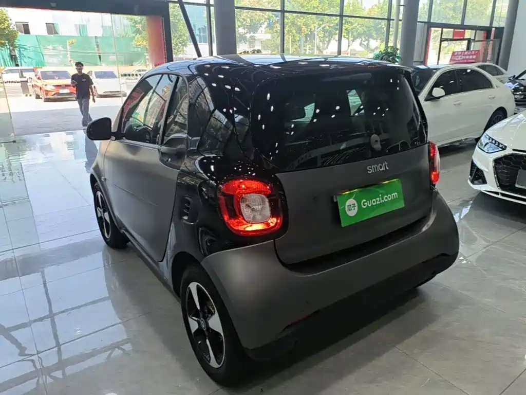 smart Smart Fortwo — миниатюра 5