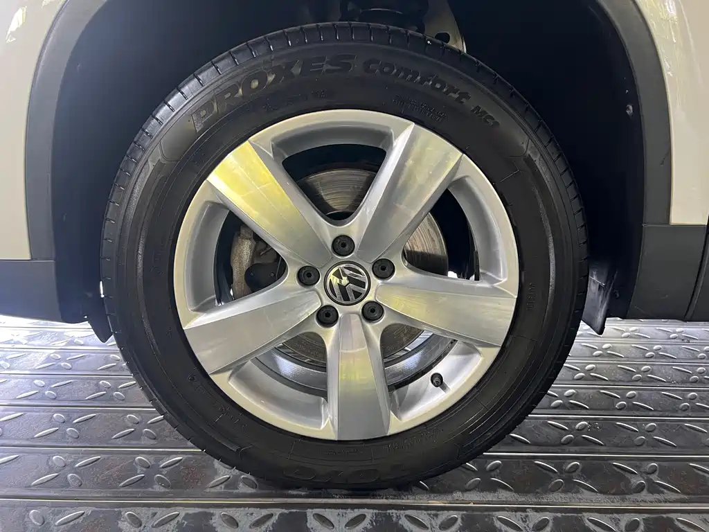 Volkswagen Tiguan — миниатюра 18