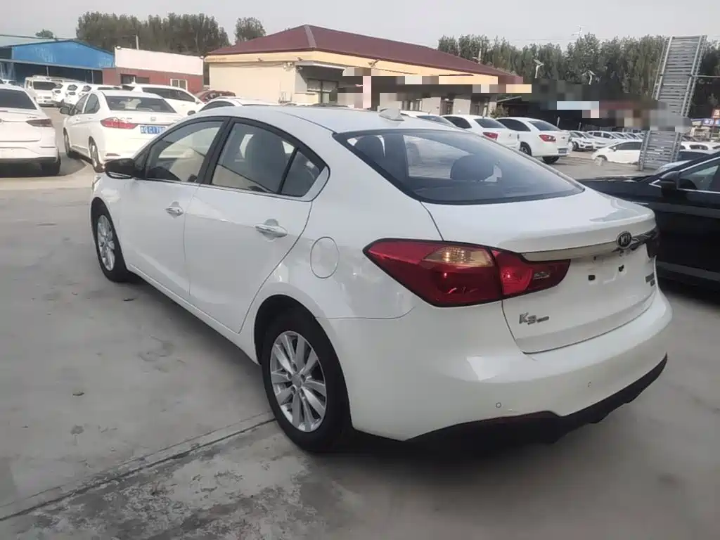 Kia K3 — миниатюра 5