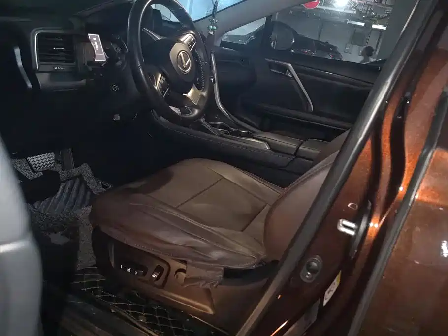 Lexus RX — миниатюра 9