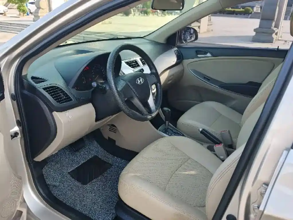 Hyundai Verna — миниатюра 8