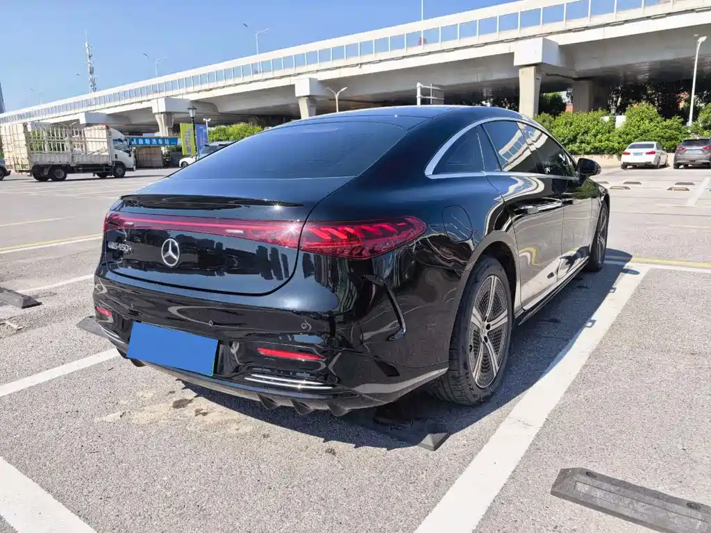 Mercedes-Benz EQS — миниатюра 6