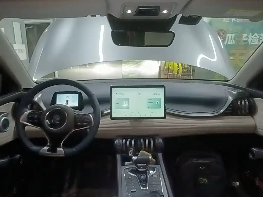 BYD Yuan Plus — миниатюра 10