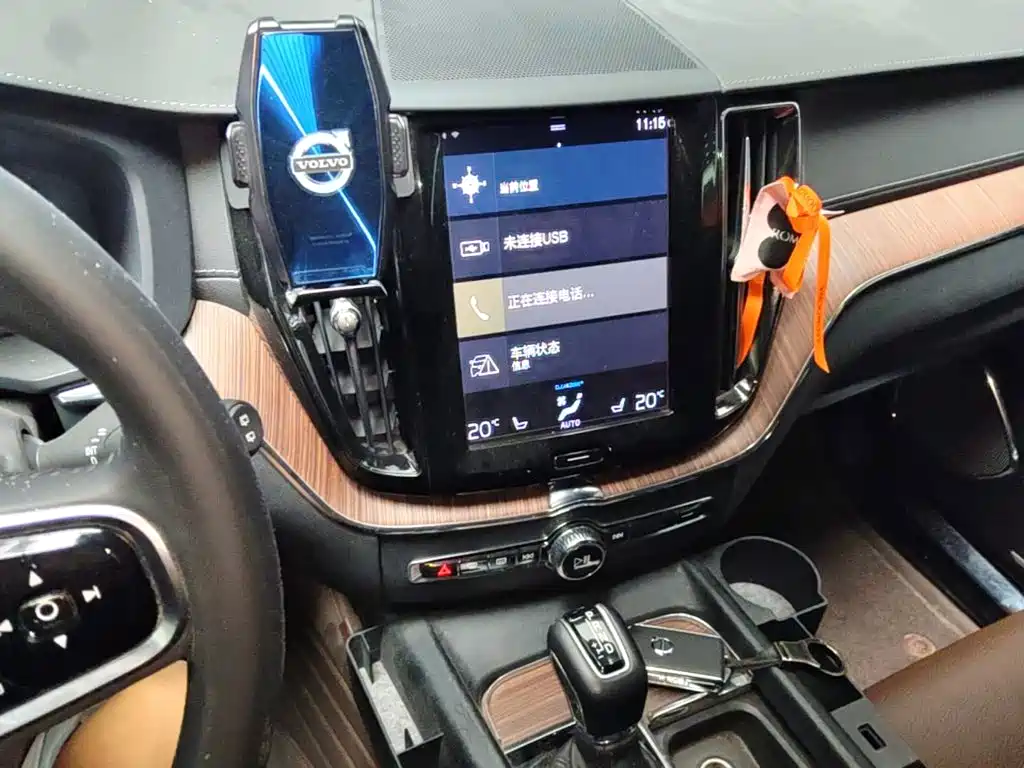 Volvo XC60 — миниатюра 13