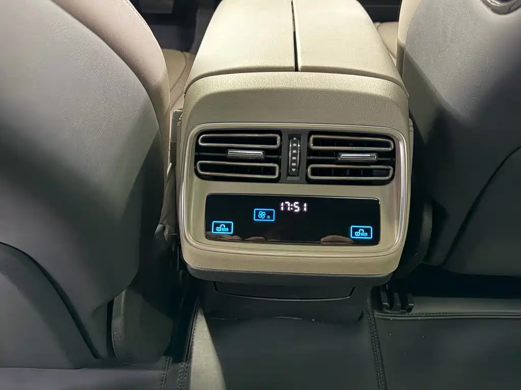 BYD Han — миниатюра 14