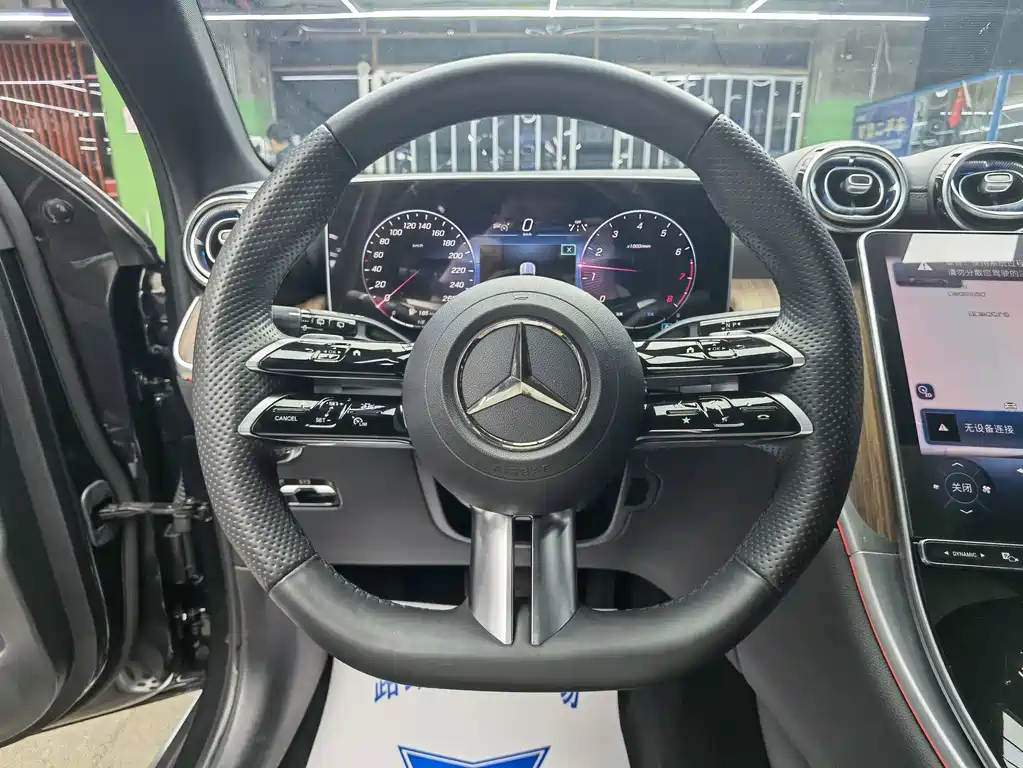 Mercedes-Benz GLC — миниатюра 10