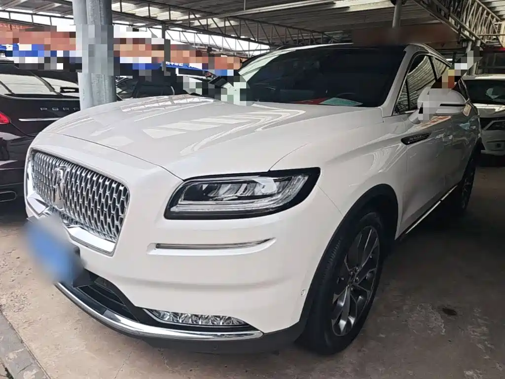 Lincoln Nautilus 2021 2.0T 4WD Elegant Edition