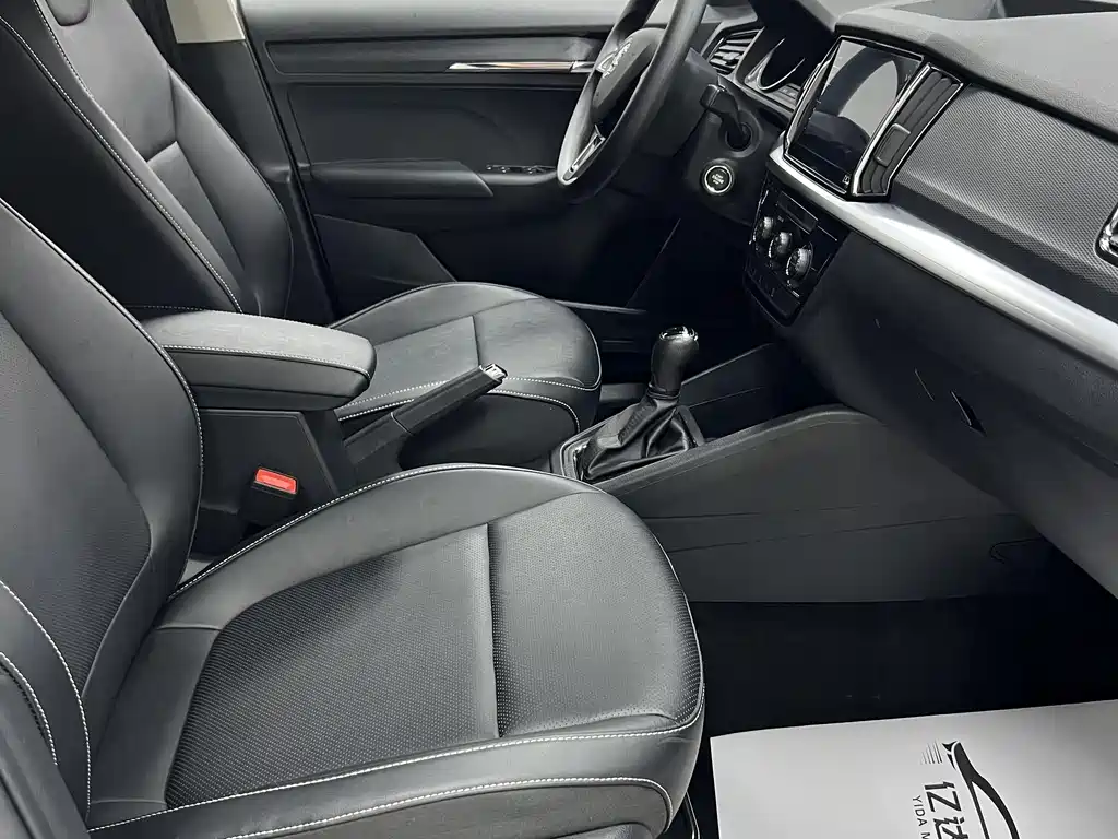 Skoda Kamiq 1.5L Auto Comfort Enjoy Edition, фото 8