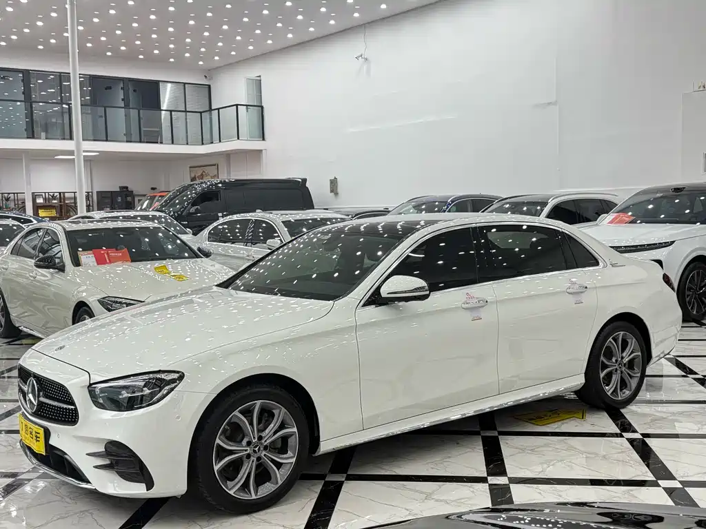 Mercedes-Benz E-Class 2021