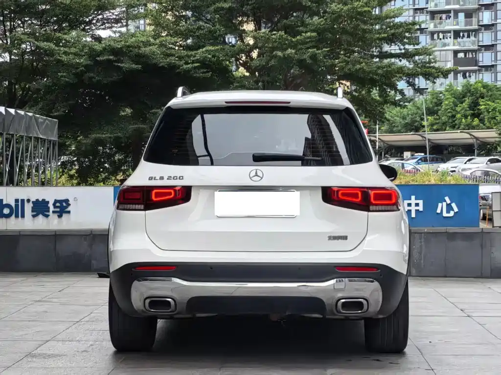 MERCEDES-BENZ GLB