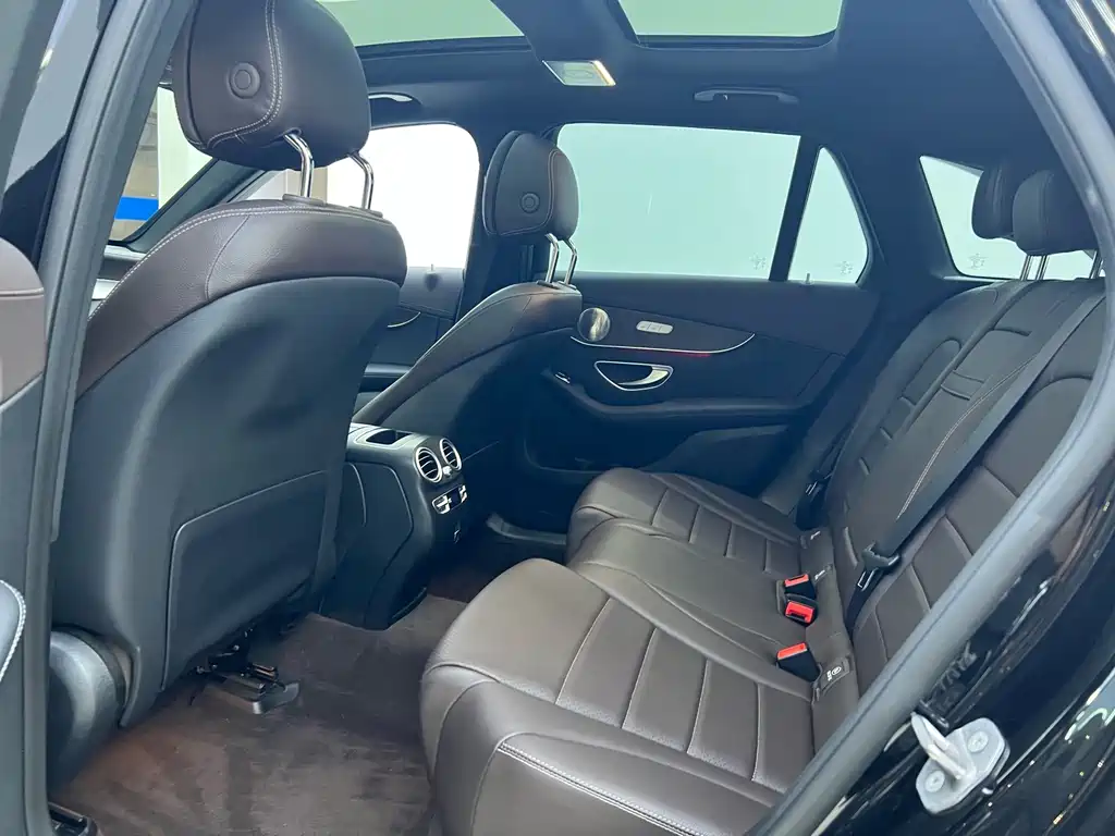 Mercedes-Benz GLC — миниатюра 14