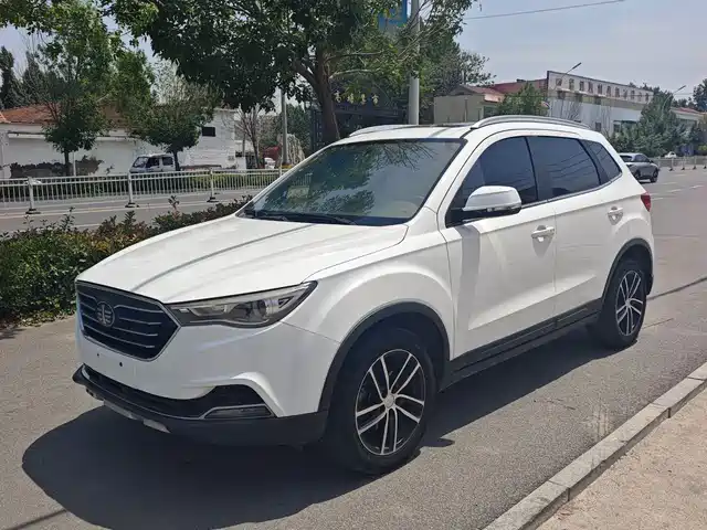 2018 Bestune X40