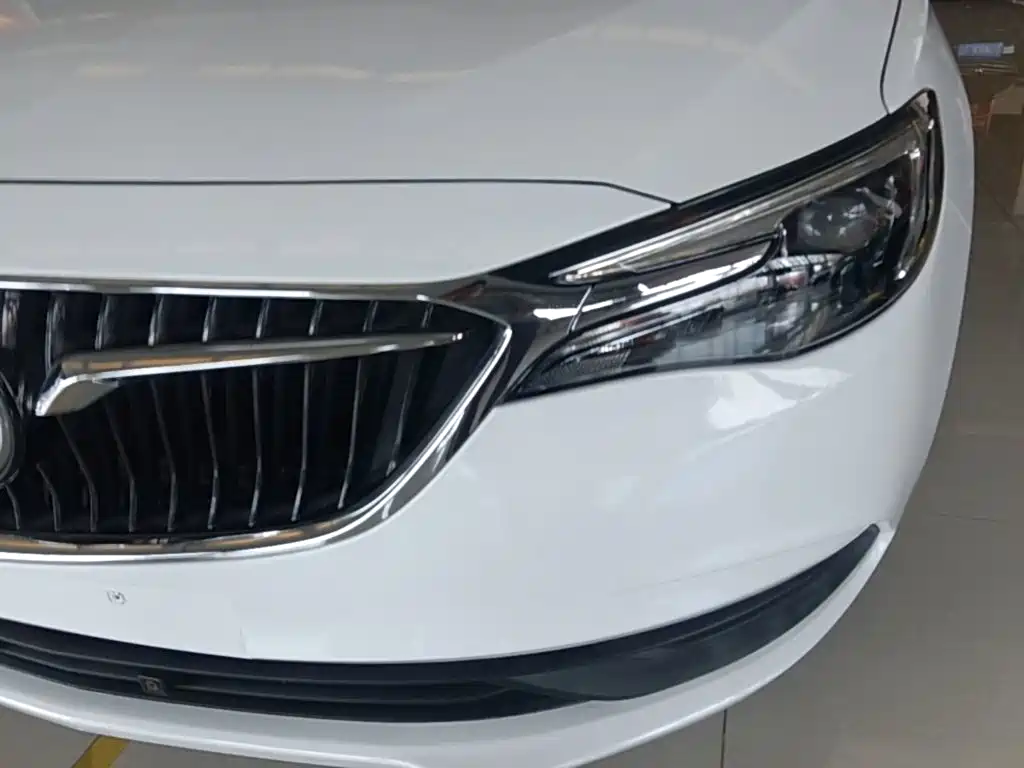 Buick Excelle — миниатюра 24