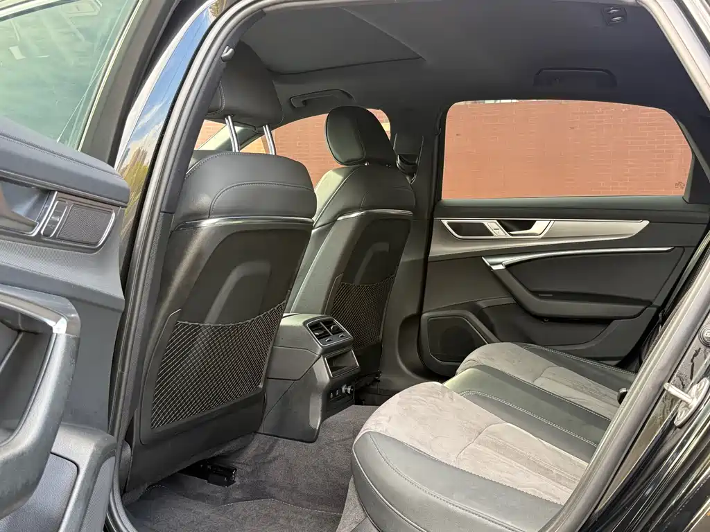 Audi A6L — миниатюра 6