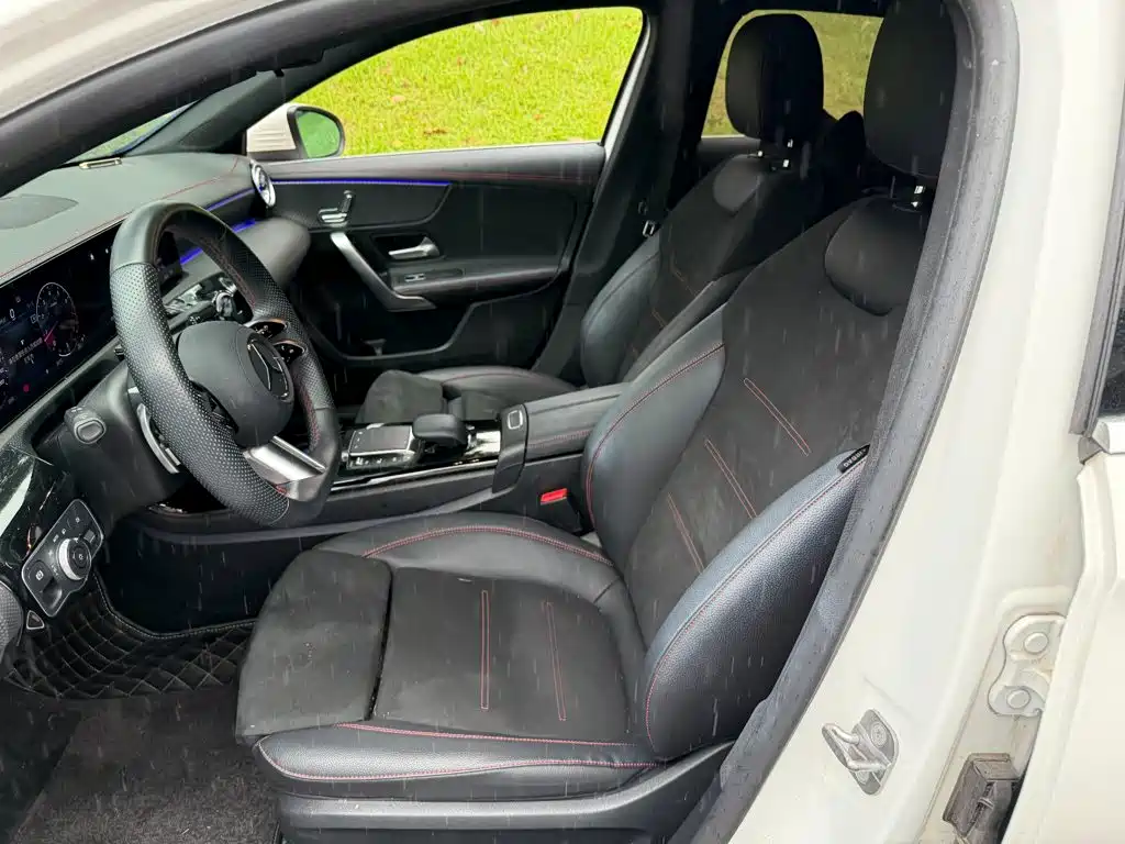 Mercedes-Benz A-Class — миниатюра 8