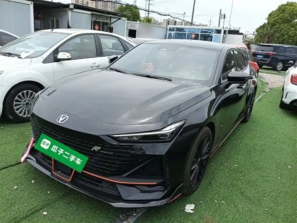 Changan UNI-V 2024