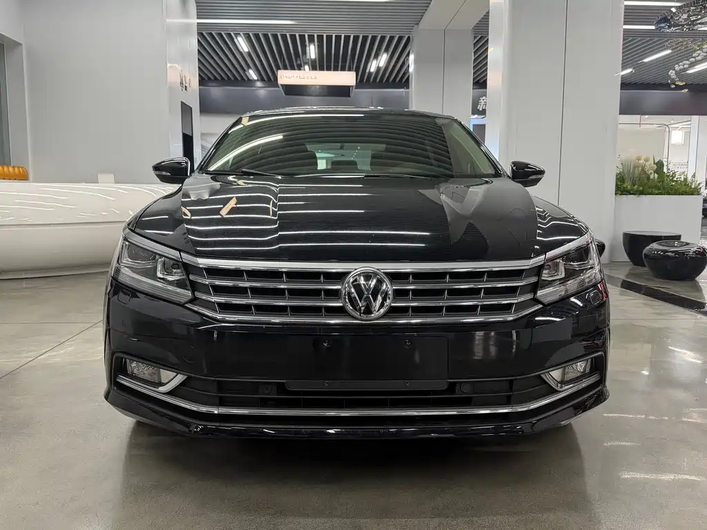 Volkswagen Passat 2017 330TSI DSG