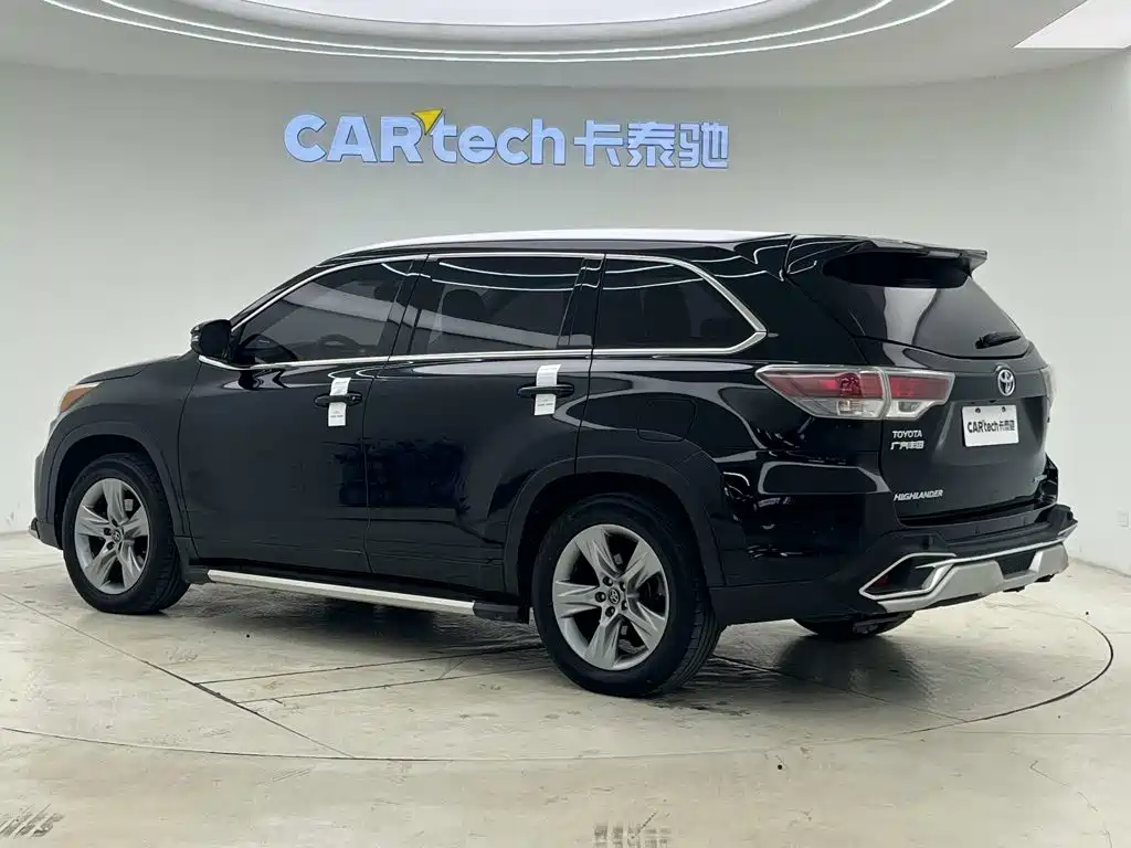 Toyota Highlander — миниатюра 10