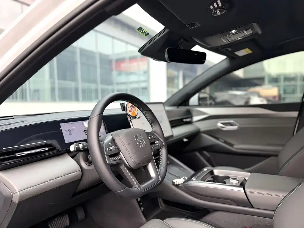 BYD Qin L — миниатюра 4