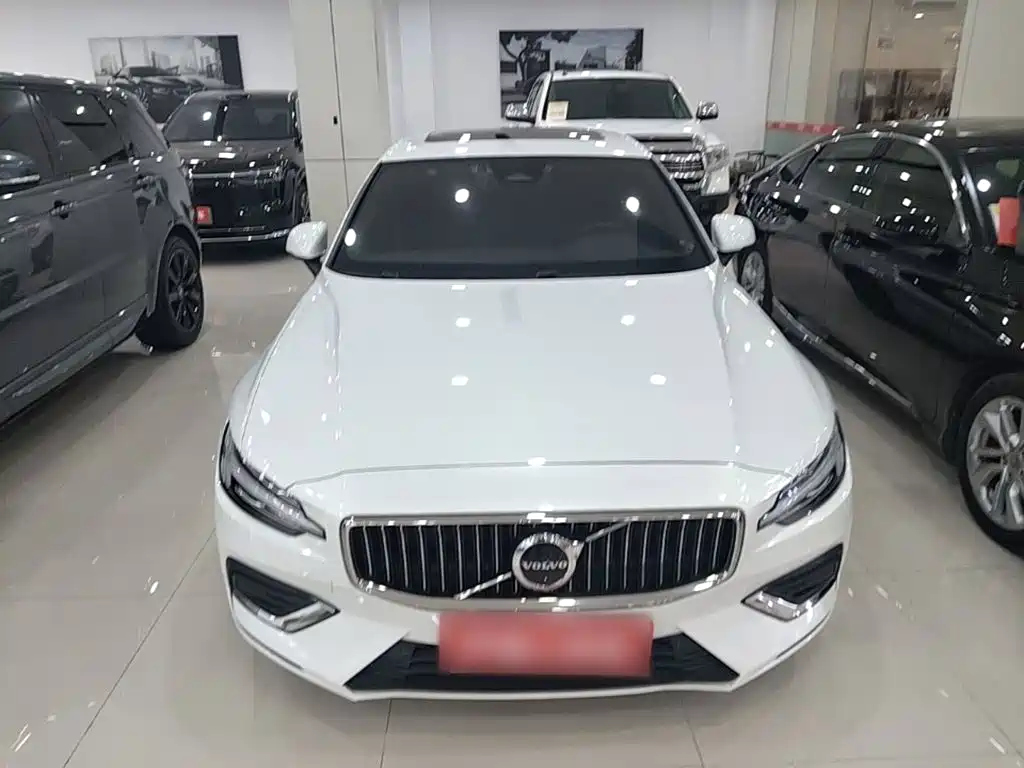 Volvo S60 — миниатюра 3