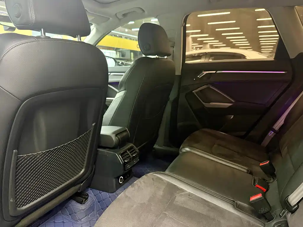 Audi Q3 — миниатюра 11