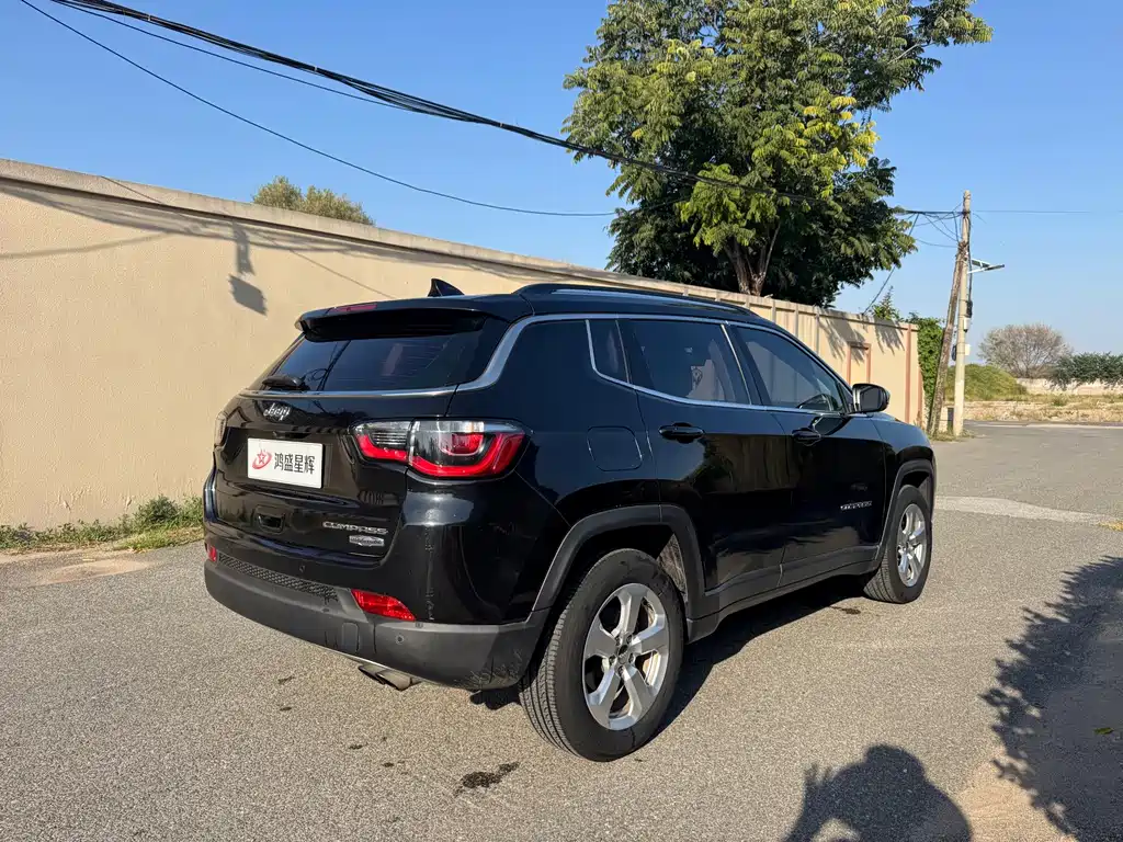 Jeep Compass — миниатюра 4