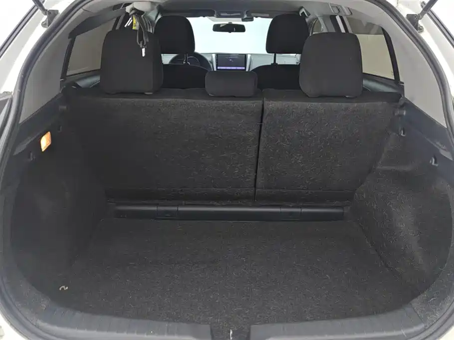 TOYOTA YARIS L ZHIXUAN