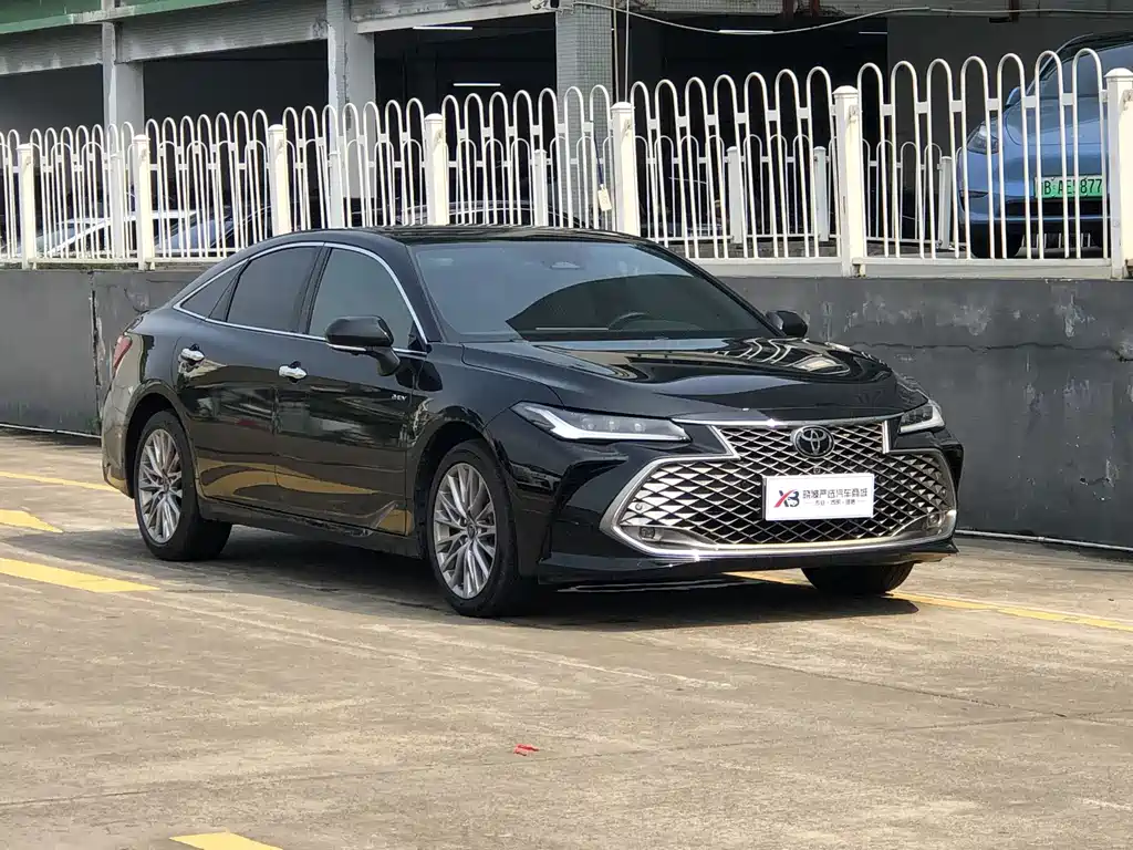 Toyota Avalon — миниатюра 3