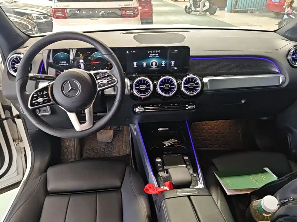 Mercedes-Benz GLB — миниатюра 10