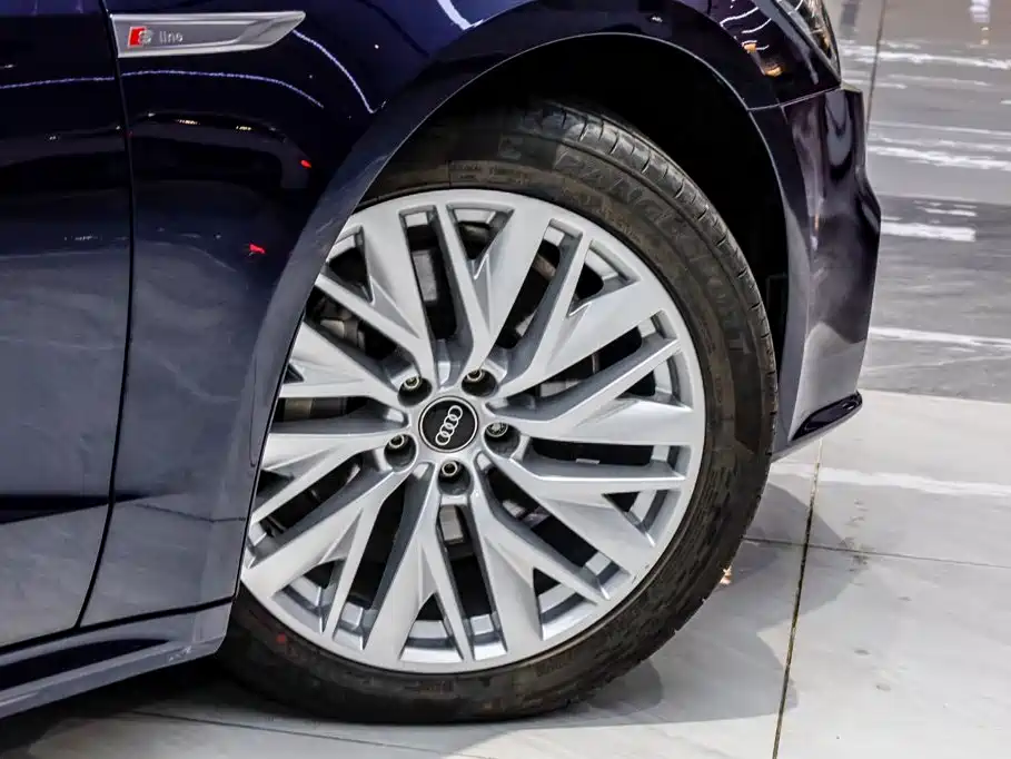 Audi A7L — миниатюра 20