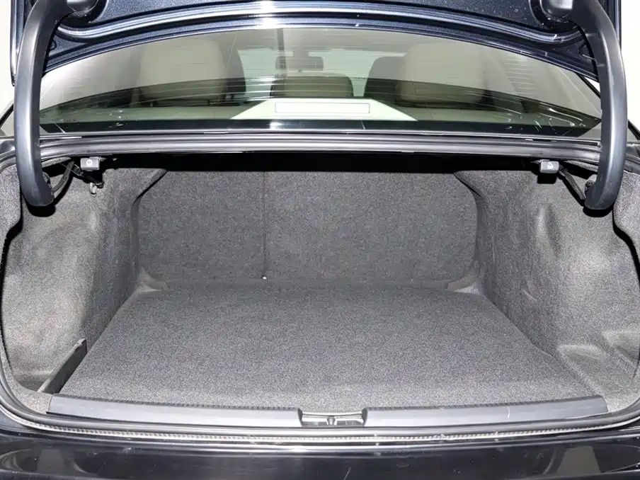 Volkswagen Passat — миниатюра 21