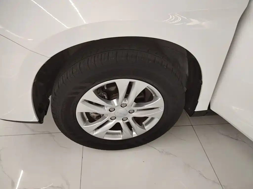Haval M6 — миниатюра 23