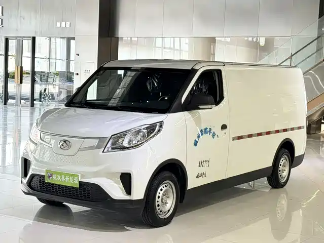 Maxus EV30 2023