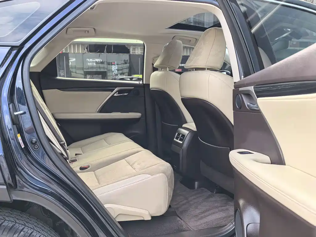 Lexus RX — миниатюра 13
