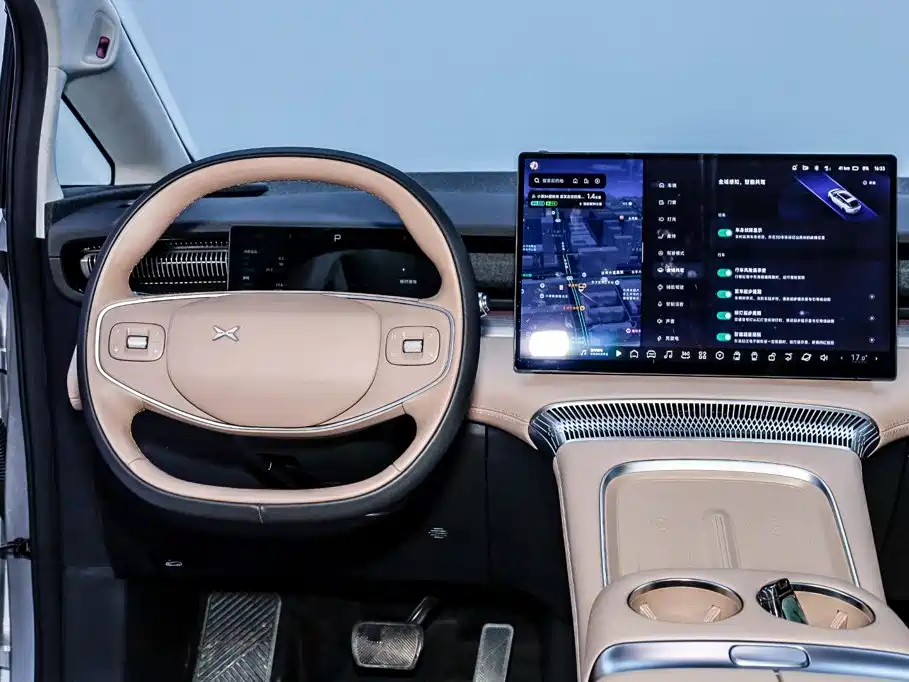 XPeng X9 — миниатюра 28