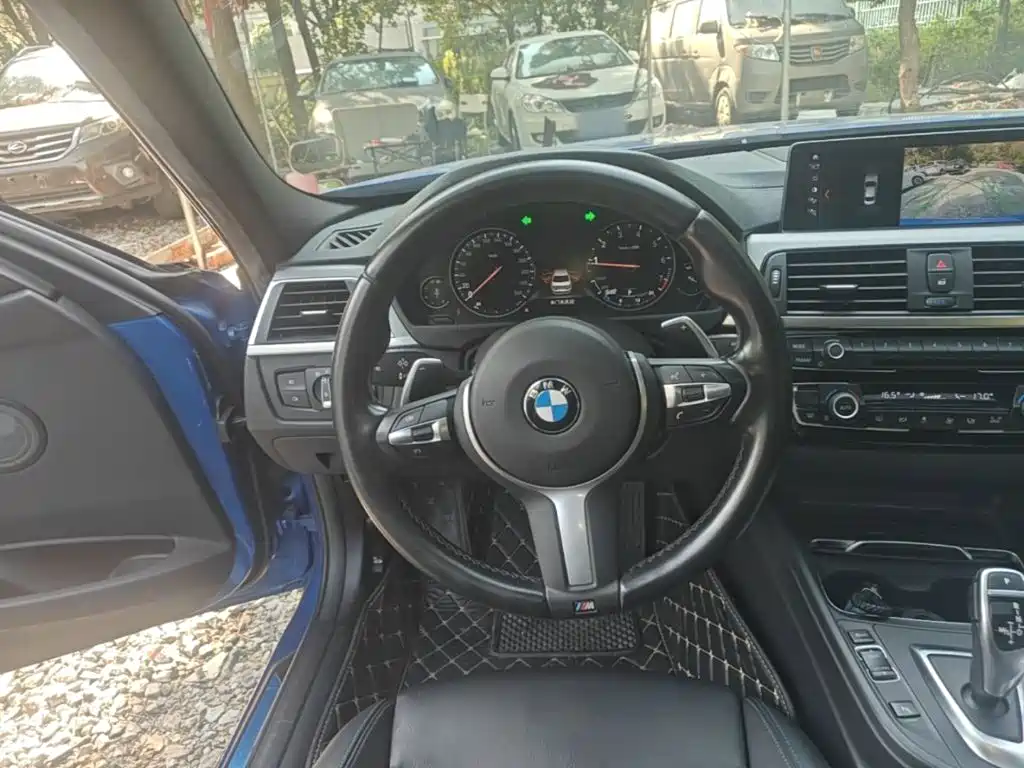 BMW 3 Series — миниатюра 11