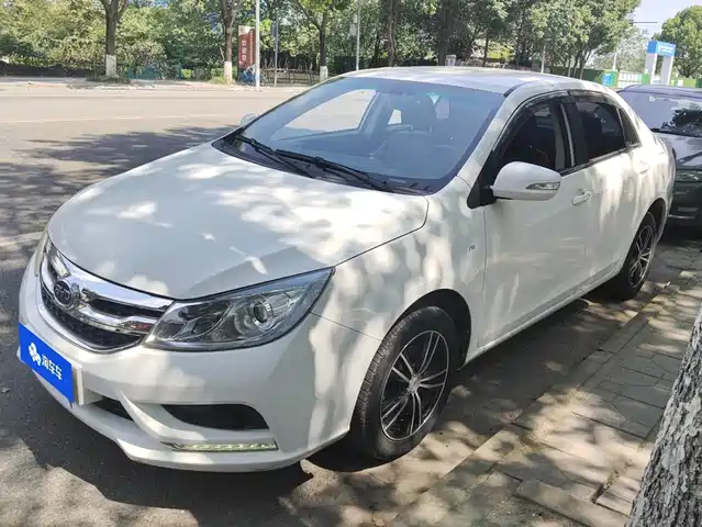 2015 BYD Surui