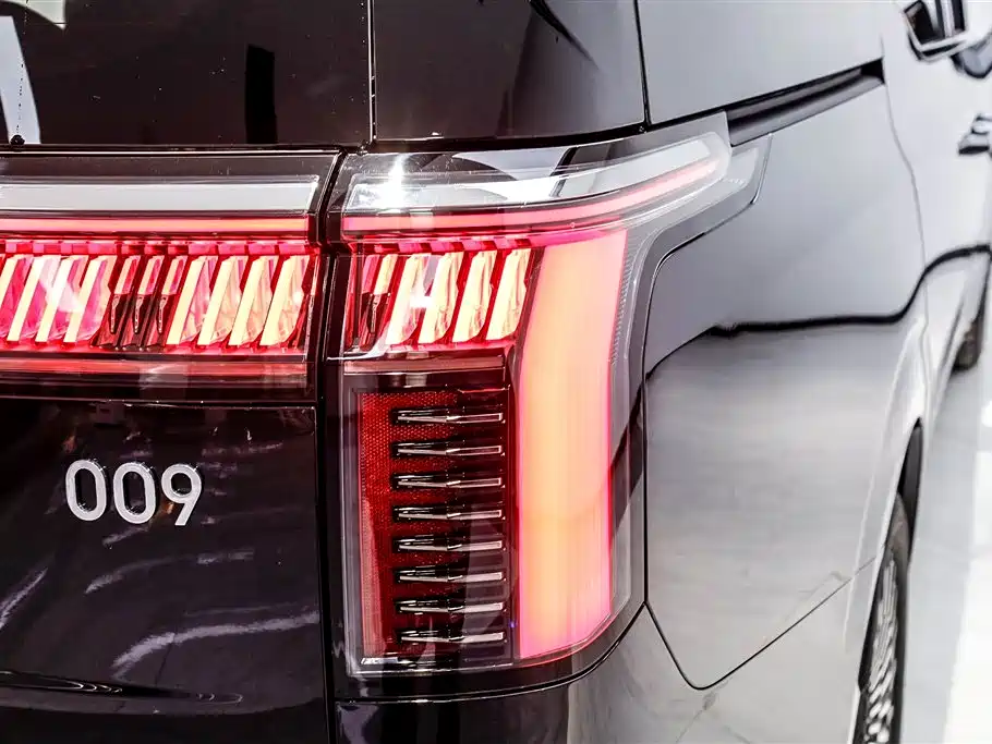 ZEEKR EXTREME KRYPTON 009