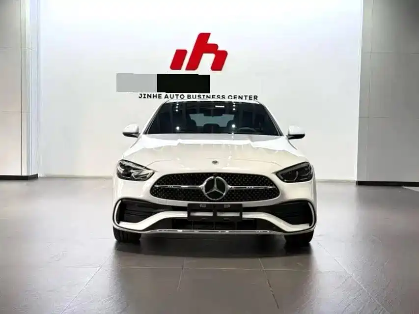 Mercedes-Benz C-Class — миниатюра 2