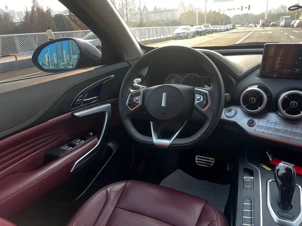 WEI PAI WEI BRAND VV7