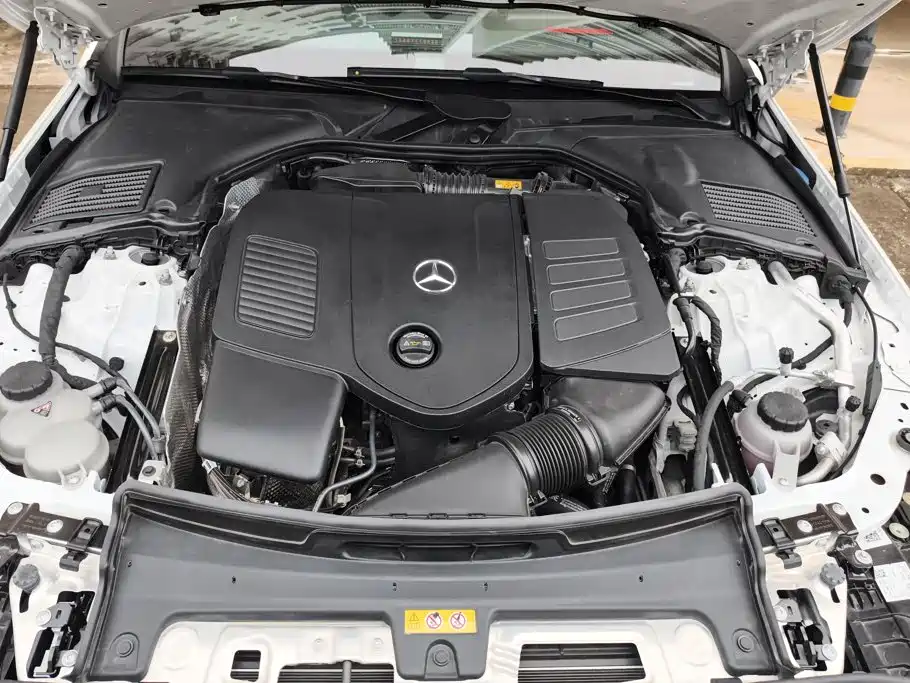 Mercedes-Benz C-Class — миниатюра 10